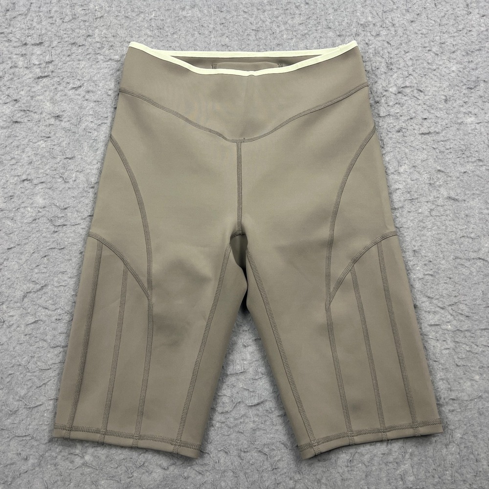 Free Peopleโ Movement Step Up Yoga Short Women's XS Beige 10" Biker Compression